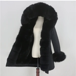 Päls jacka  - Pälsjacka från femenina of Sweden. Den är använt i 1 år med variation mellan en annan jacka, köpte för 3999kr .. det är strl M . Säljer den för 2000kr. 