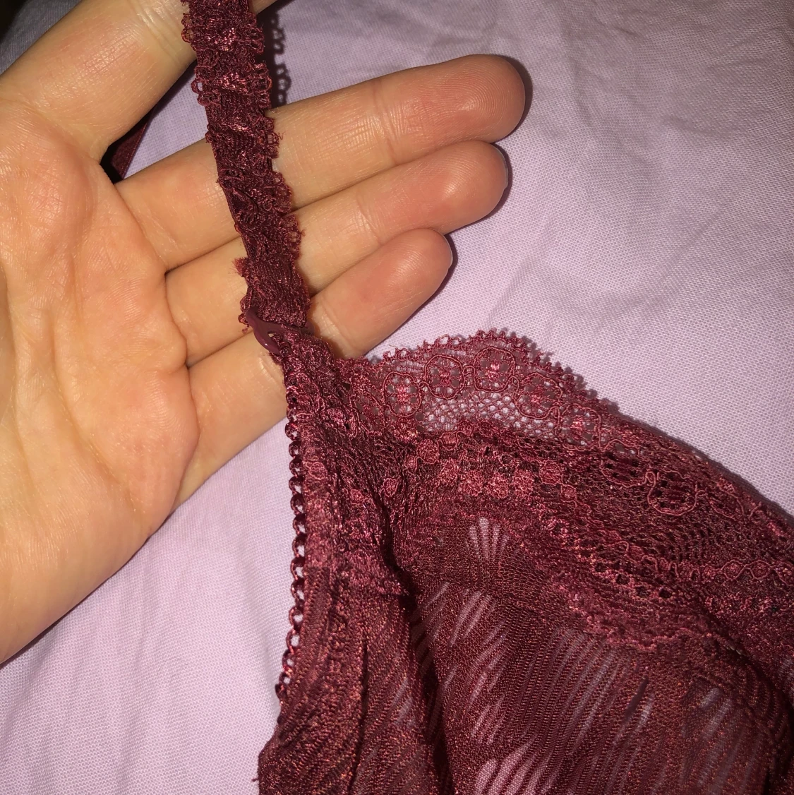 Vinröd spets bralette  - 91