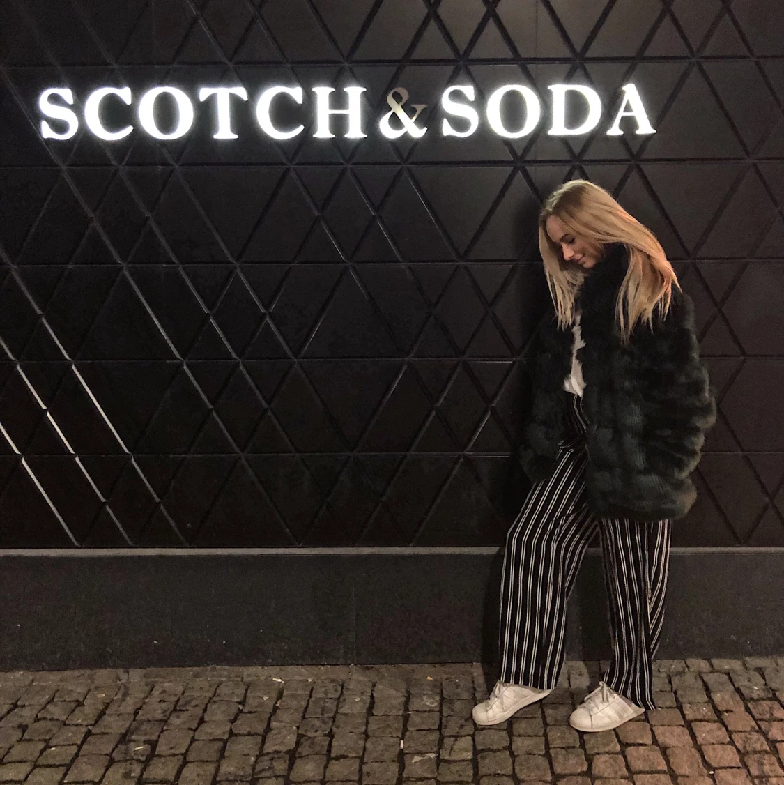 Mörkgrön pälsjacka