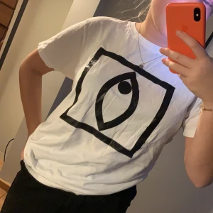 Cool t-shirt - En cool T-shirt från de märket Bite