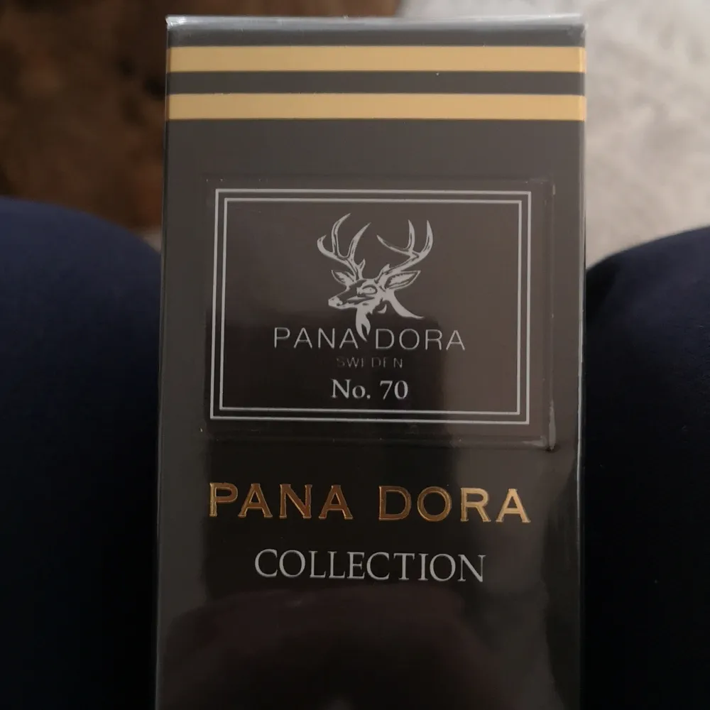 Helt ny oöppnad  parfum, Pana Dora Sweden, nr 70, frakt ingår ny pris runt 2000 kr, 50ml . Övrigt.