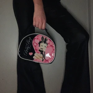 Betty Boop väska - Liten väska/ necessär med bettyboop motiv.
