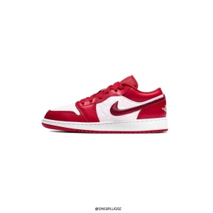 Nike Air Jordan 1 Low ”Gym Red” - Nike Air Jordan 1 Low ”Gym Red” Storlek EU 39  Helt nya i box 1099kr
