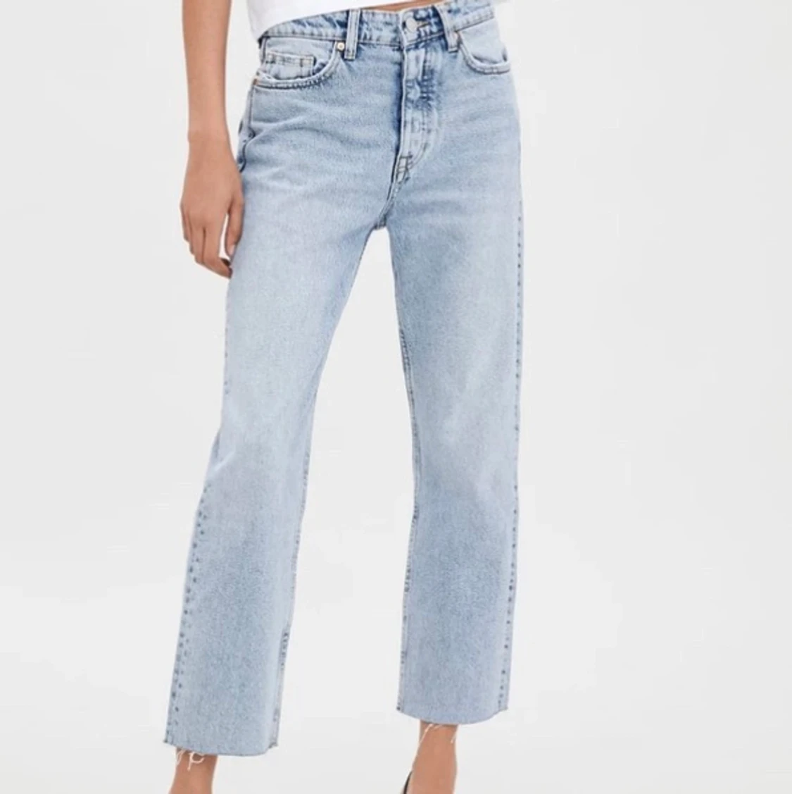High Rise straight jeans från Zara  - 90