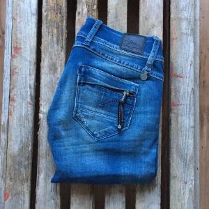  - Snygga stretchiga G-Star jeans