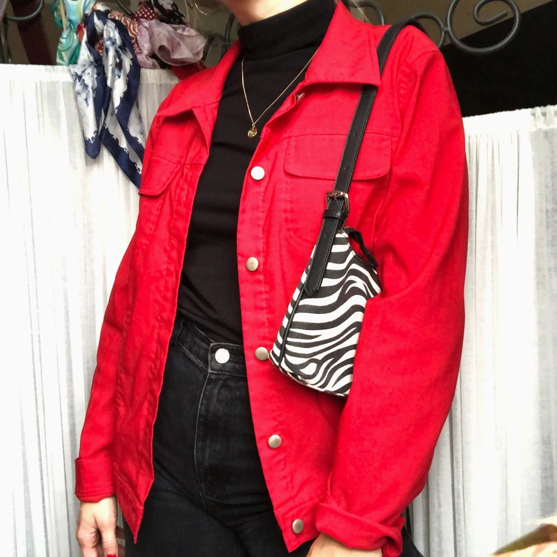 Röd skjorta/jacka - 90