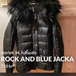 hej, säljer nu min Rock and blue jacka som är i nyskick då den endast är använd ett par gånger. Jackan är i storlek 34 och det är fuskpäls. Jackan är köpt på jackan.com för 2490kr. Kan gå ner i pris vid snabb affär