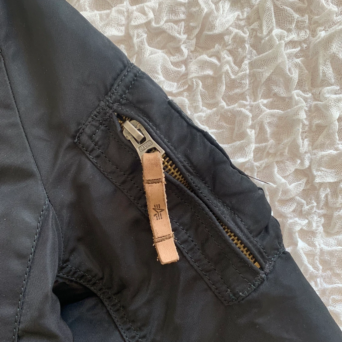 Alpha jacka svart - 91