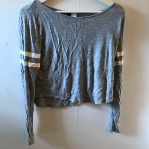 Tröja  - En tröja från h&m, köpare står för frakt! ❤️