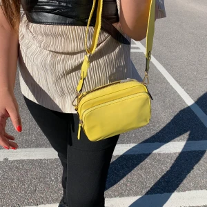 Ny väska - Köptes för 199kr vill sälja för 160kr kvitto finns kvar