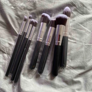  - Helt nya Sminkborstar