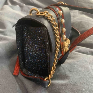  - Super najs Axel väska från Aldo!