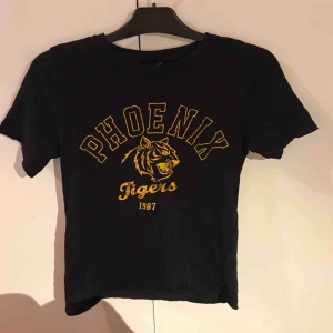  - Skön T-shirt  57kr inkl frakten 