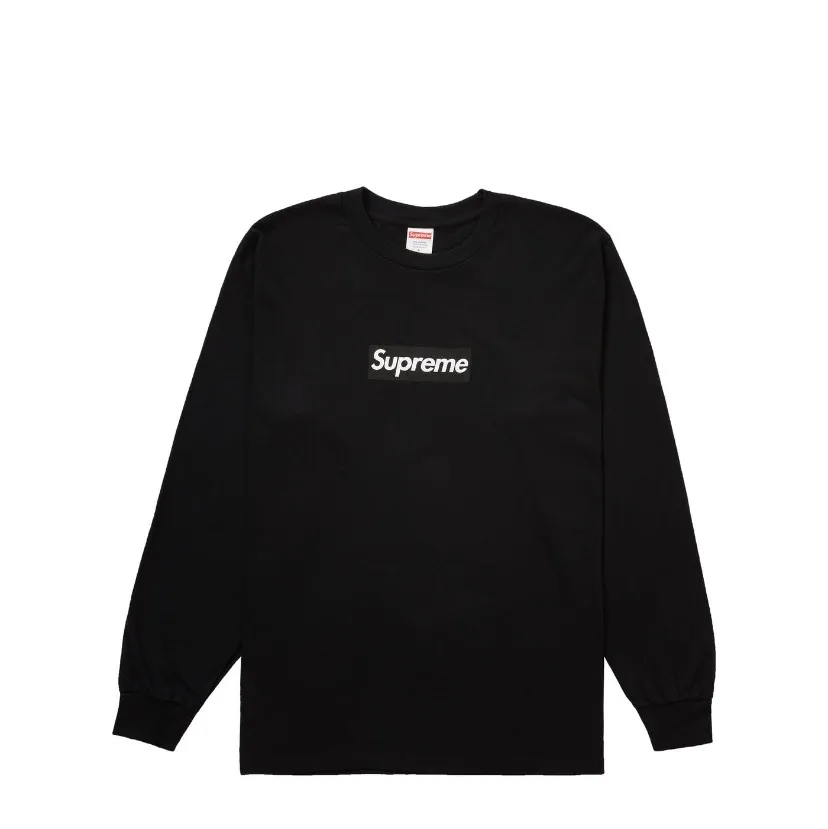 Säljer en Supreme Box Logo Long sleeve i storlek L! Har aldrig tagits ut ur plasten så helt ny 😊 Kan fraktas! . T-shirts.