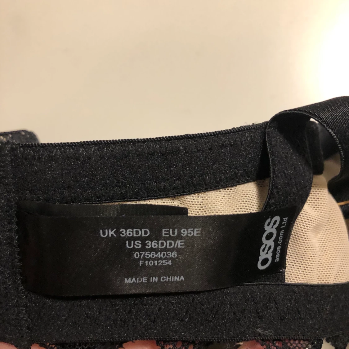 Svart spets-bh  - 91