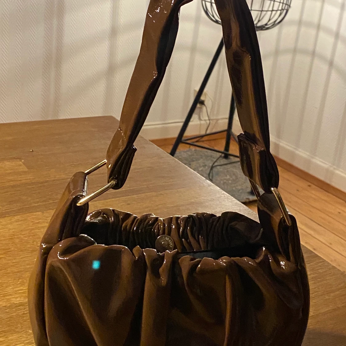 Brun väska från ASOS - 90