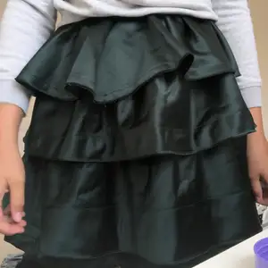 Så fin kjol från zara💚  300 inkl frakt