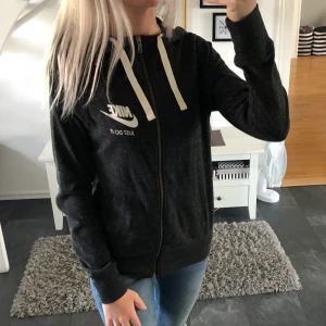  - Nike kofta o fint skick.