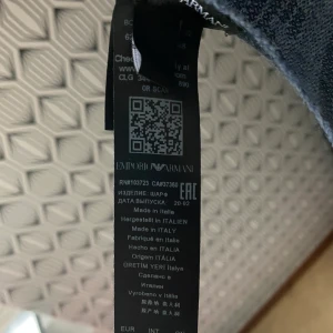 Aramani halsduk  - Köpt den för 2000 kr säljer för 1000 pris kan diskuteras 