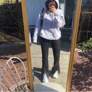 Kostymbyxor  - Super sköna och fina kostymbyxor från zara