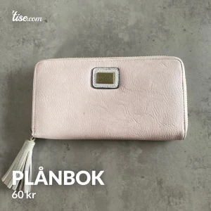 Plånbok  - Jättefint skick. Ljusrosa 