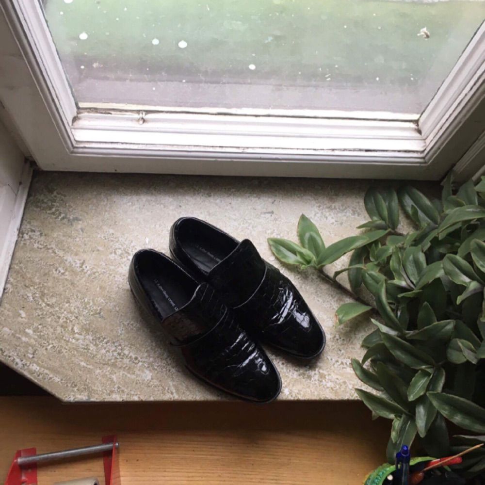Jättefina loafers från Lykke Li's kollektion för & other stories🐬 tyvärr alldeles för små för mig, de är märkta som 38 men snarare en strl 37. Skor.