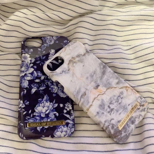 iPhone6 skal  - Har två jättefina skal från Ideal of sweden men dom kommer tyvärr inte till användning längre då jag har en annan mobil. Har använt dom ett tag men som ni ser på bilderna så är dom fortfarande i bra skick!😊 Du kan få köpa dessa två fina skal för 100kr tillsammans + frakt. Du kan också köpa ett skal 50kr plus frakt