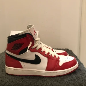 JORDAN 1 CHICAGO 2013 - jordan 1 chicago 2013 i hyfsat bra condition för sitt årtal