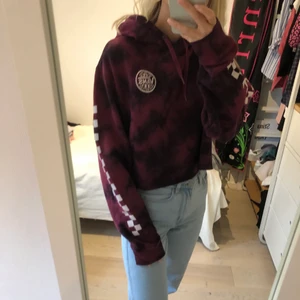 Vans Hoodie - Croppad vans hoodie köpt i USA använd ett fåtal gånger 