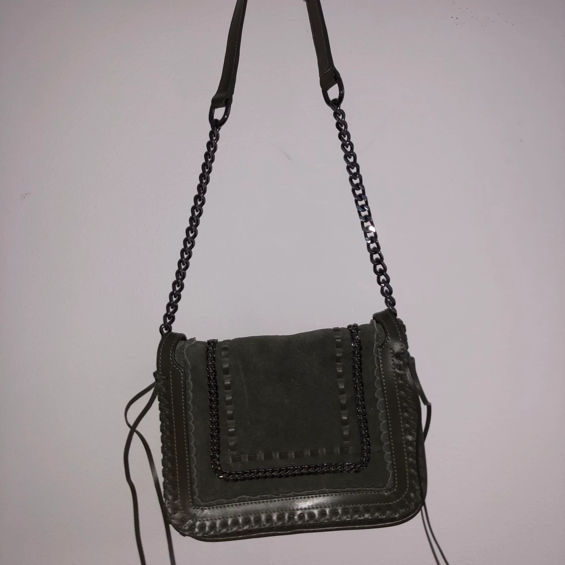 Militärgrön väska från Zara - 90