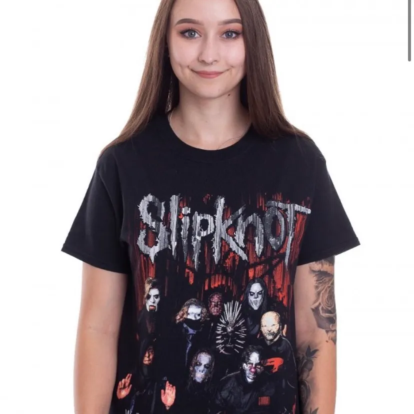 Bandtröja slipknot, fint skick! Pris kan diskuteras. Frakt tillkommer. Tar swish :). T-shirts.