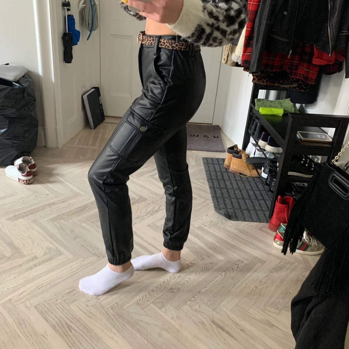 JFR cargo ”faux matt lack” byxor - 90