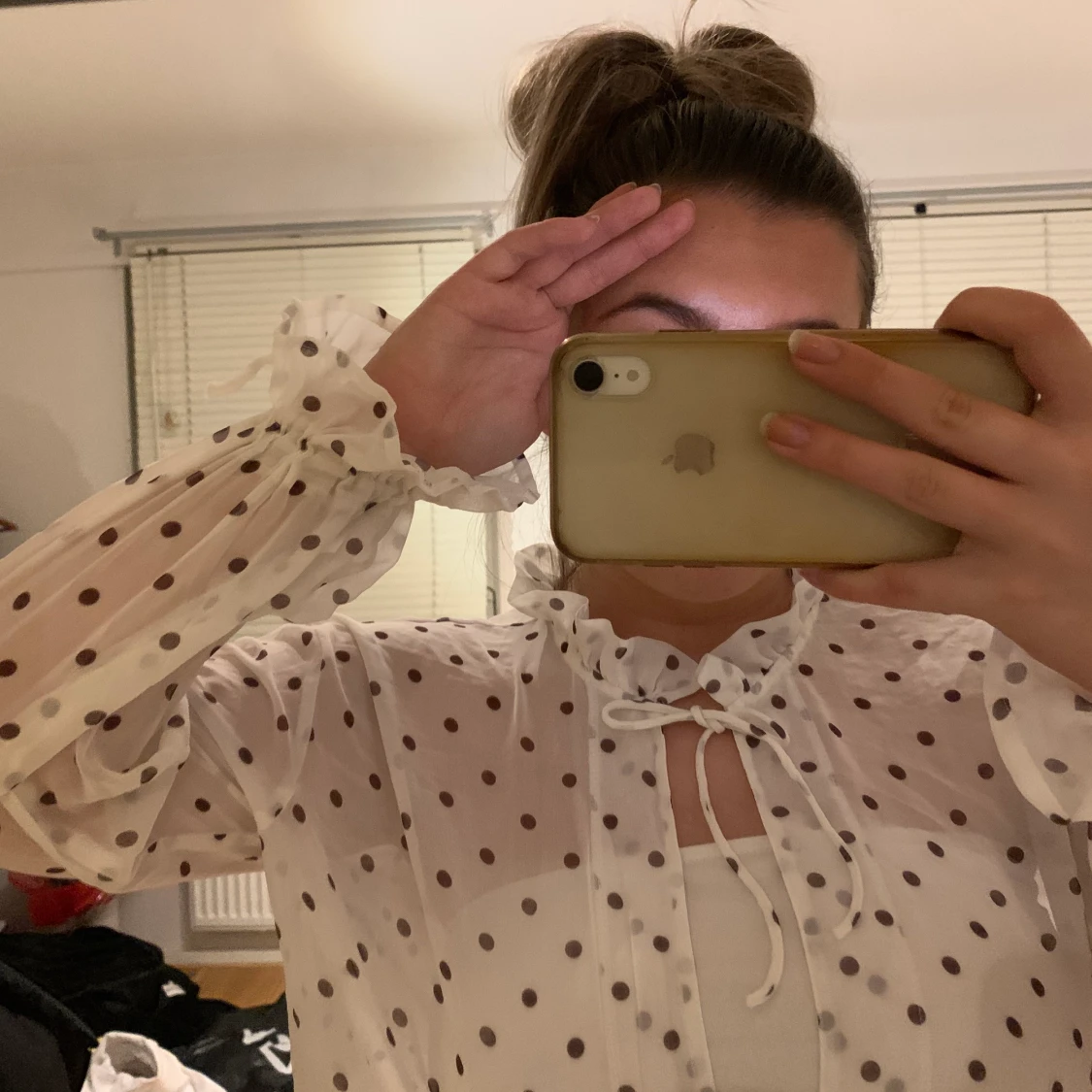 Söt prickig tröja  - 90