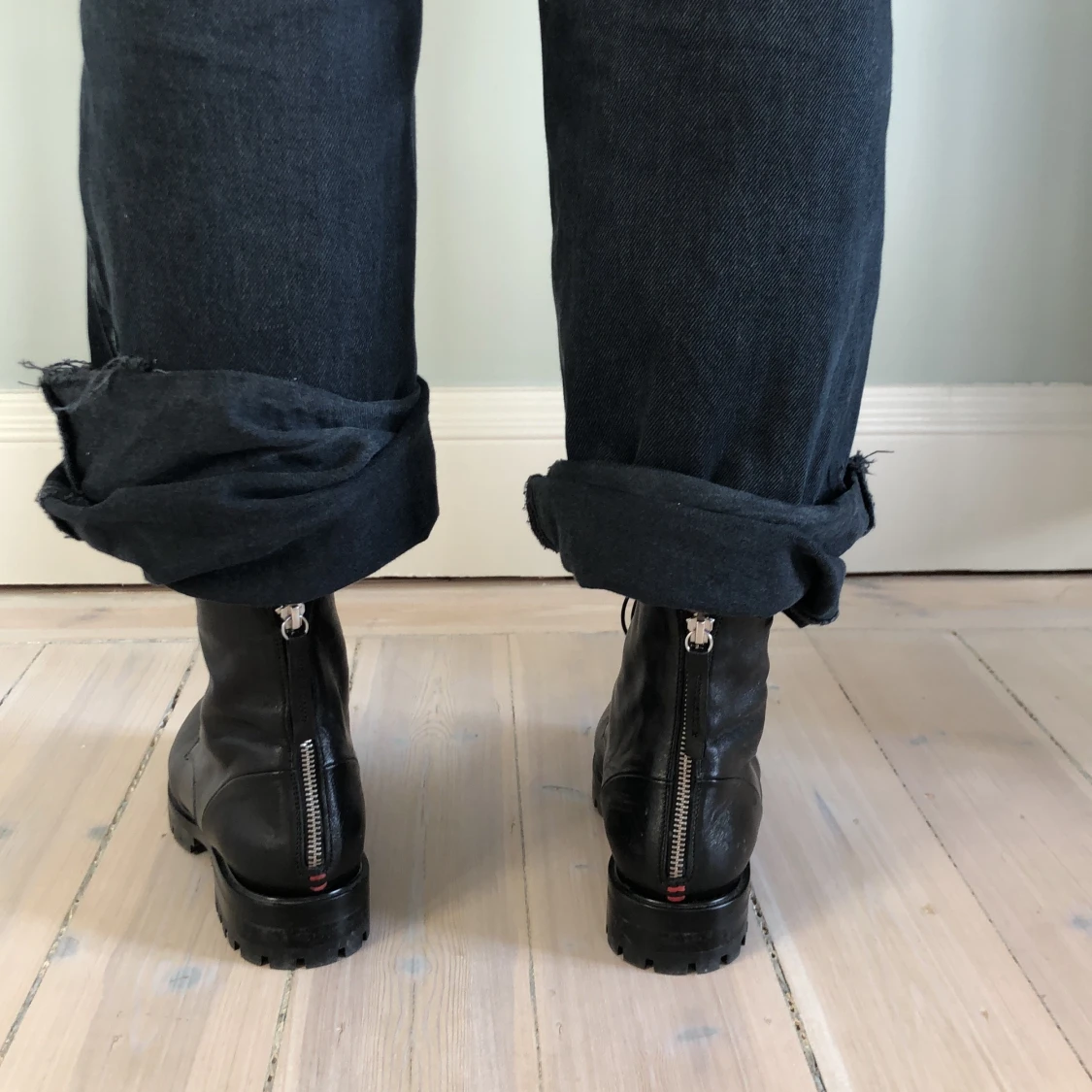 Italienska svarta läderboots - 91