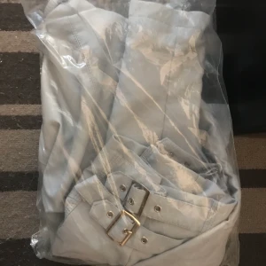 Moto jacket blue - Helt ny och oanvänd skinnjacka med dragkedjor    [50kr frakt tillkommer]