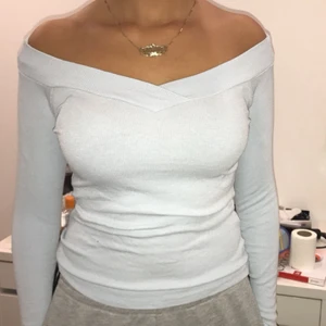 Bikbok - Ny tröja från bikbok säljs för 70kr 