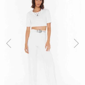 White set - Brand new and never worn, crop top and pants set. Original price 500kr. You can check it out on their website nastygal.com. (Delivery charges not included) (Payment by swish)