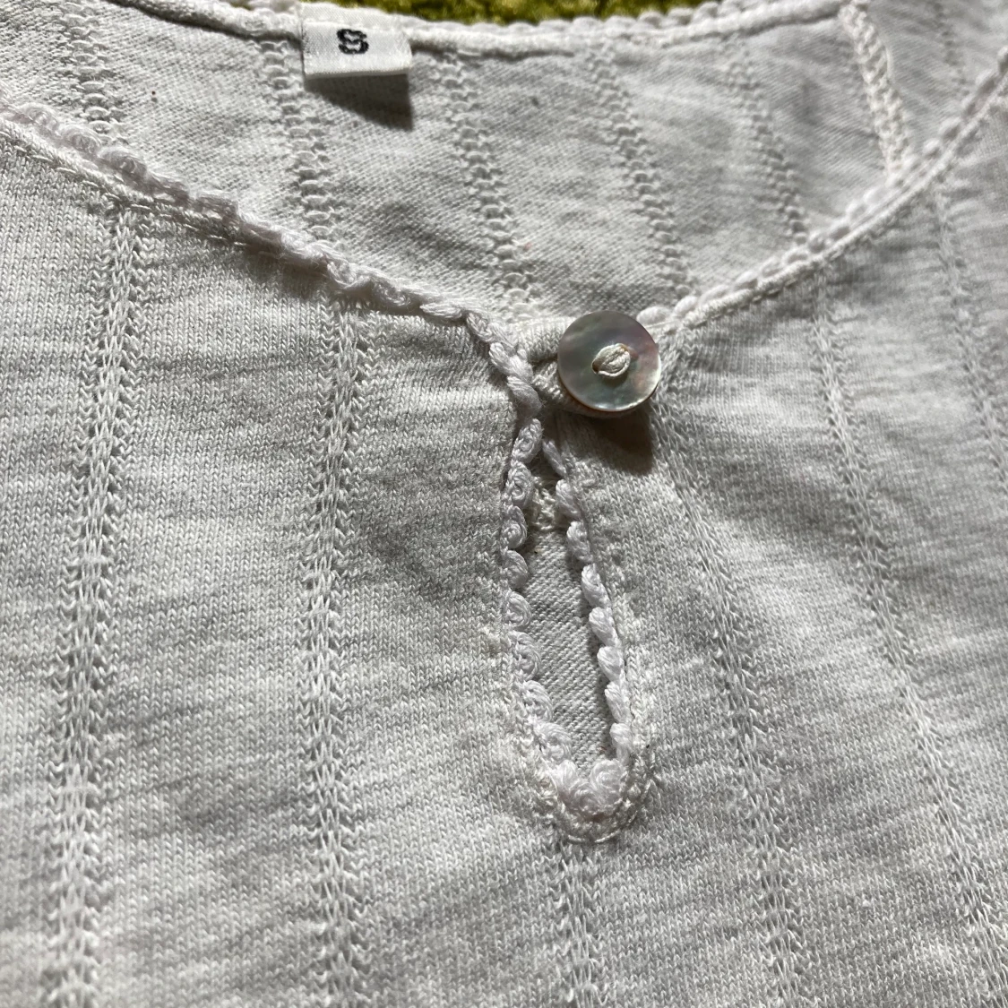 Gulligt, grått linne - 91