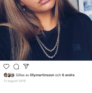 Acne tröja  - Äkta acne tröja, nypris 1300! Mycket sparsamt använd och som ny. Inga fläckar eller så. Hittar inte storlek men sitter som s/m 