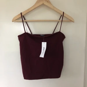 Linne Gina tricot - Aldrig använt. Strl L. Pris inkl frakt.