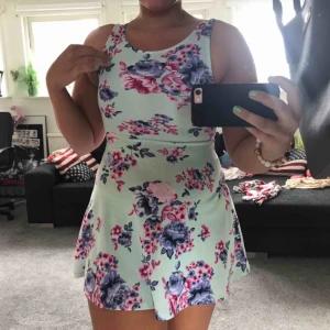  - Klänning från hm.