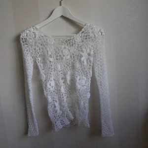  - Topp i spets i storlek s/m mer som en s 