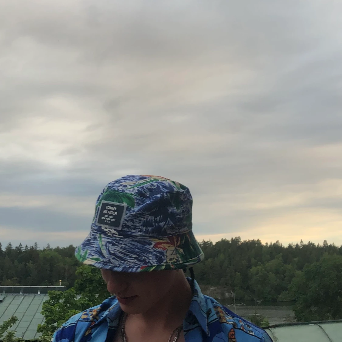 Tommy Hilfiger bucket hat