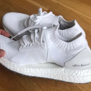 Adidas ultraboost helt oanvända - Köpta för 1800kr
