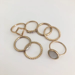 Ringar - Guldiga ringar som inte kommer till användning⚡️ 35kr inkl frakt 