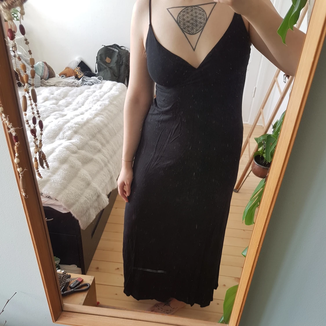 Svart basic långklänning - 90