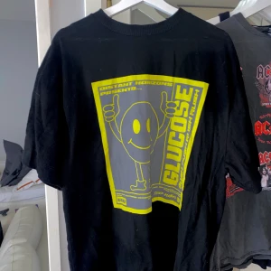 Cool t shirt - En cool t shirt köpt från asos av märket COLLUSION