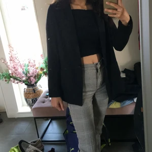 Skitsnygg kavaj från hm - Bra skick och väldigt skön