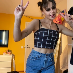 Linne - Wah kolla vad glad man blir i detta linne