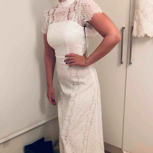  - 34 men passar även 36. Aldrig använd fortfarande lappar kvar!